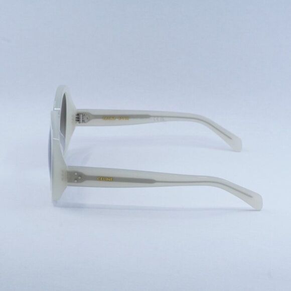 🕶️ New Celine CL40242I 25K Sunglasses -Matte Pearl Frame, Grey Lenses - Picture 5 of 10